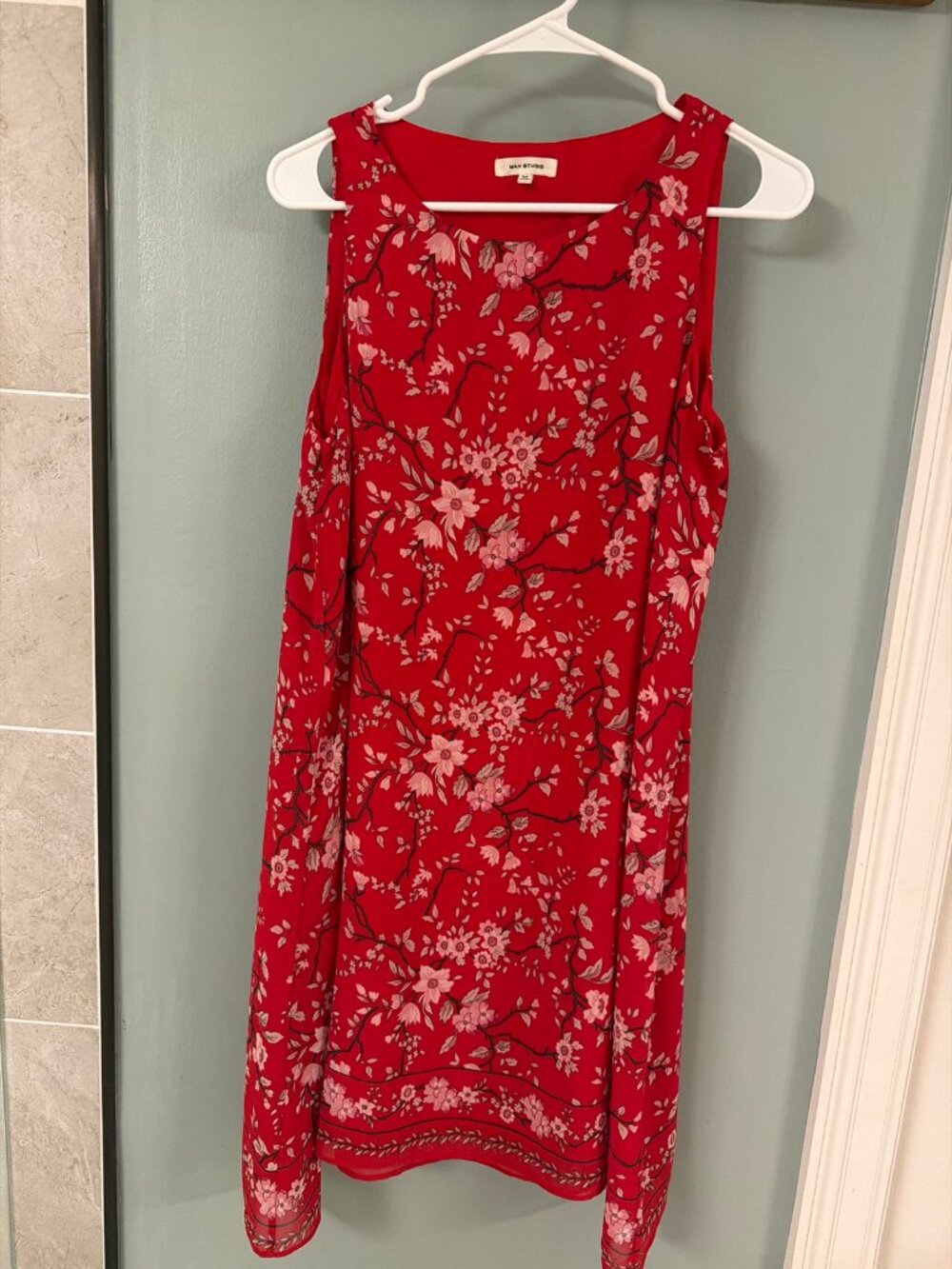 Max Studio Red Floral Sleeveless Dress Size M New